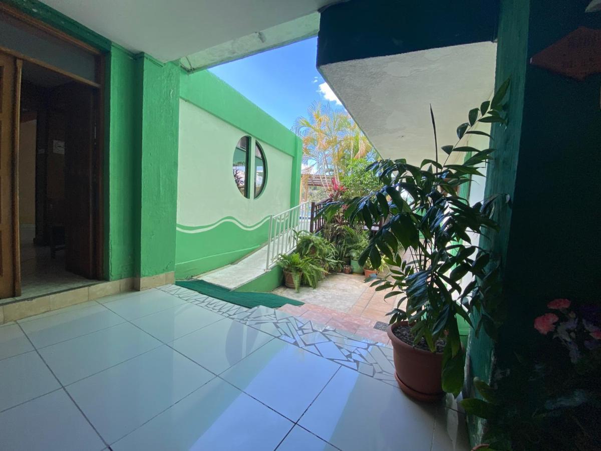 Hotel Sabana Flores Extérieur photo
