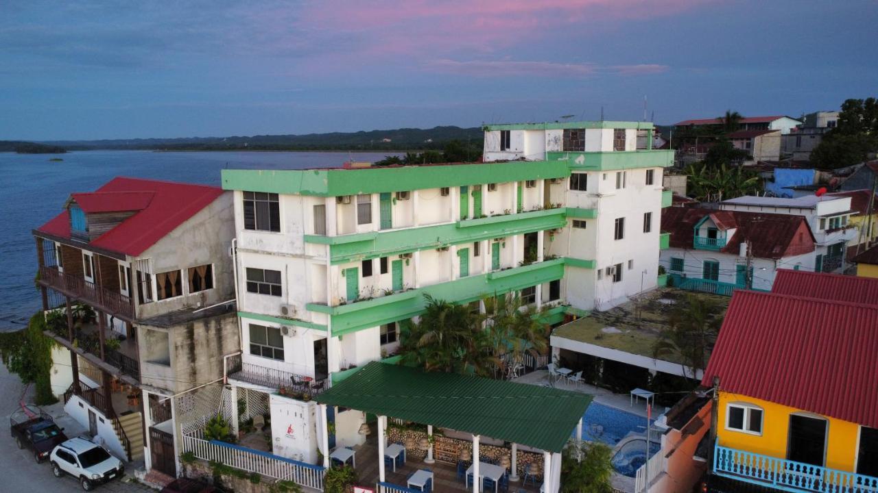Hotel Sabana Flores Extérieur photo