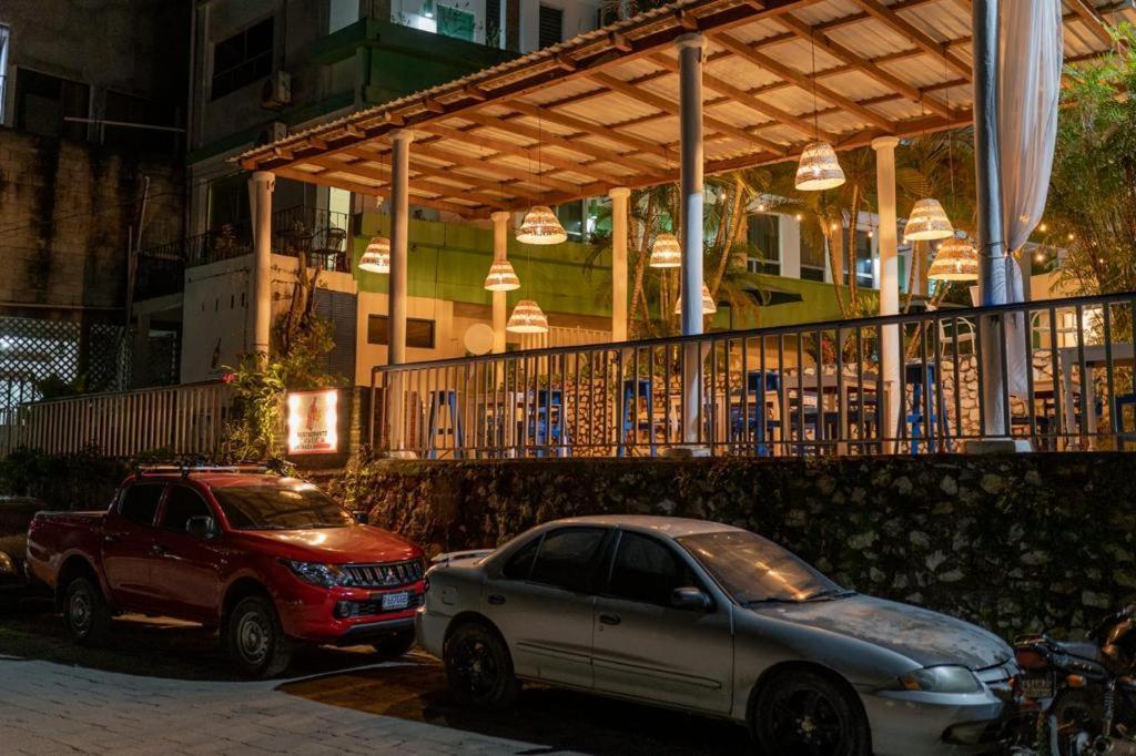 Hotel Sabana Flores Extérieur photo