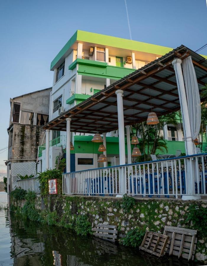 Hotel Sabana Flores Extérieur photo
