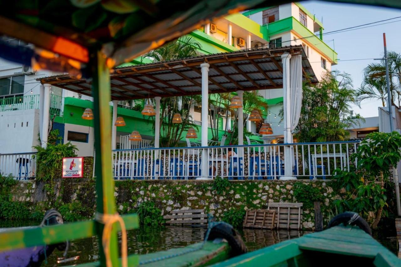 Hotel Sabana Flores Extérieur photo