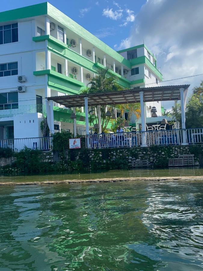 Hotel Sabana Flores Extérieur photo